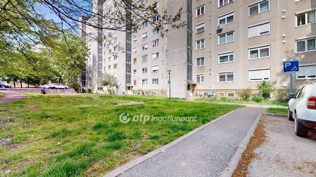 For sale panel flat, Miskolc, Avas