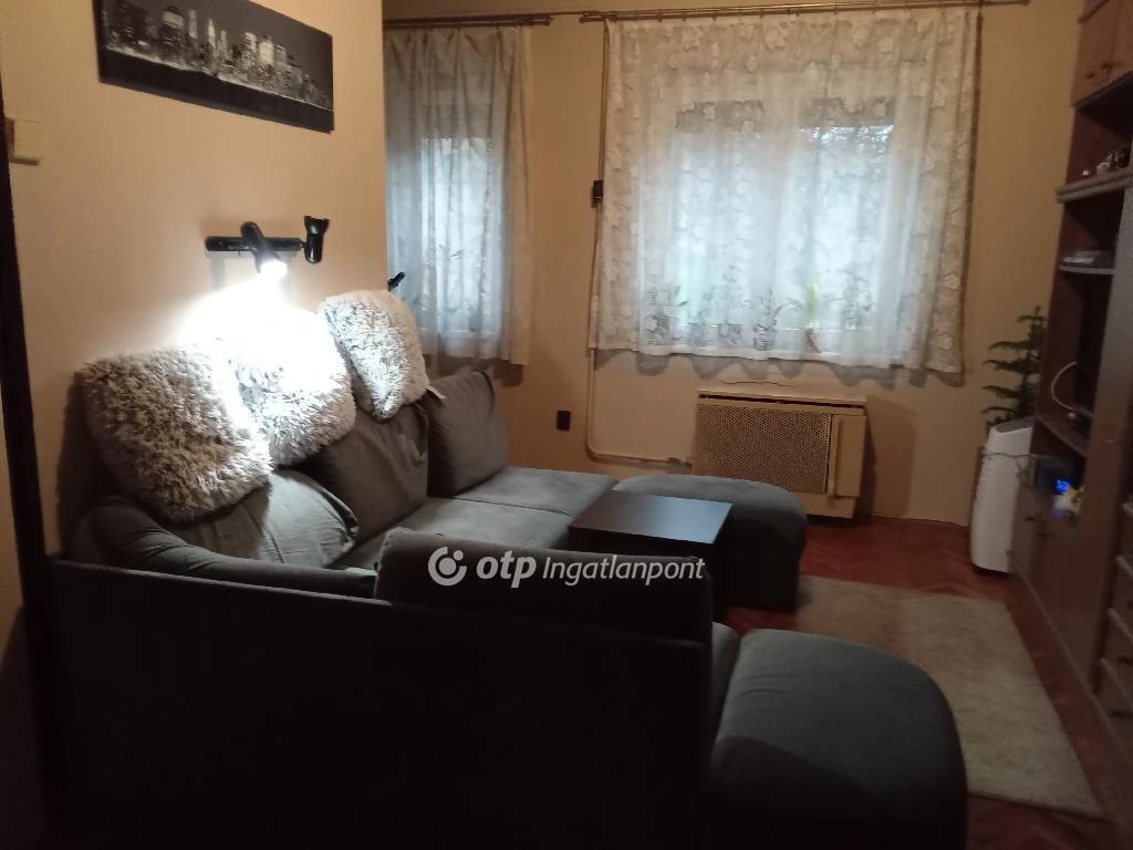 Miskolc, Selyemrét, 55 nm-es, 2 szobás + hálófülkés lakás!