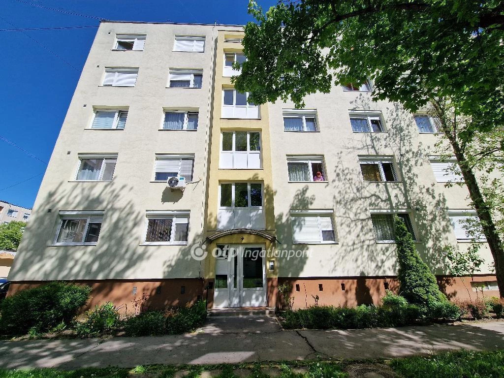 Eladó Lakás, Miskolc