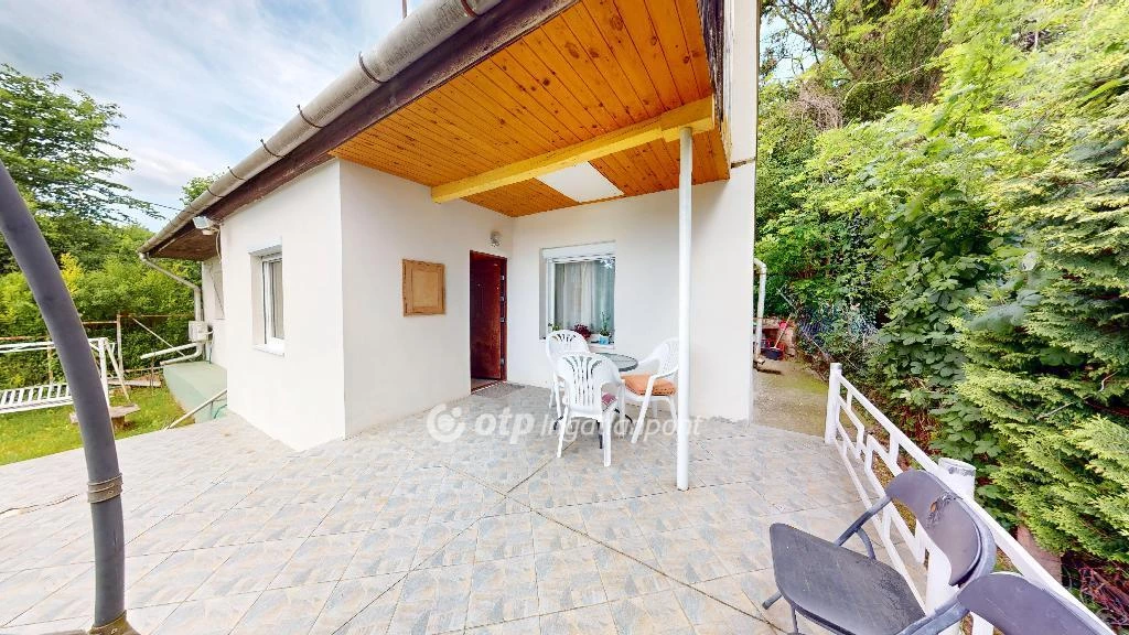 Miskolctapolca, 74 nm-es, jó állapotú családi ház eladó!