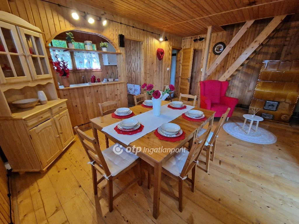 Meszes, Rakacai-tó partján, 75 nm-es