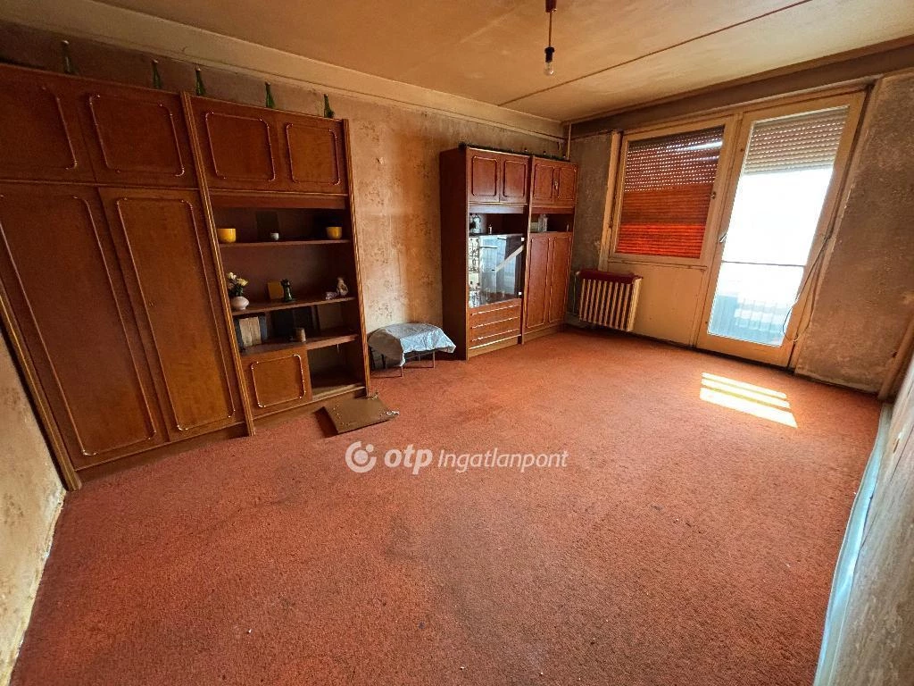 For sale panel flat, Miskolc, Belváros, Corvin utca
