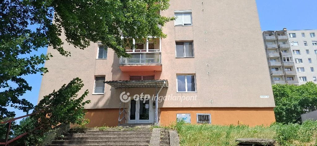 For sale panel flat, Miskolc