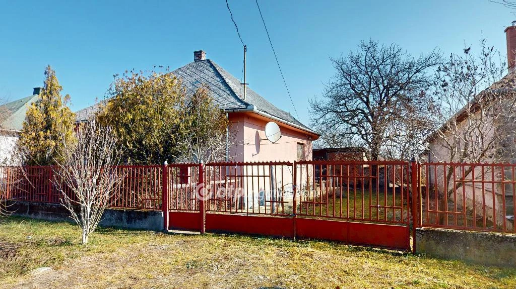 Eladó Ház, Erdőbénye