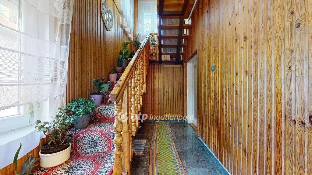 Encs, 240 nm-es családi ház eladó!