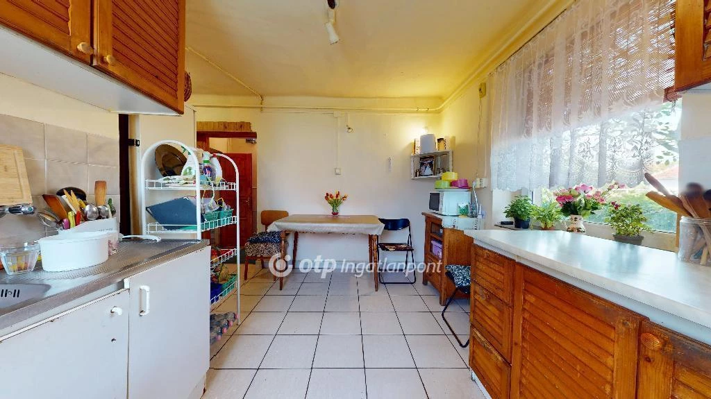 Eladó Ház, Nyékládháza