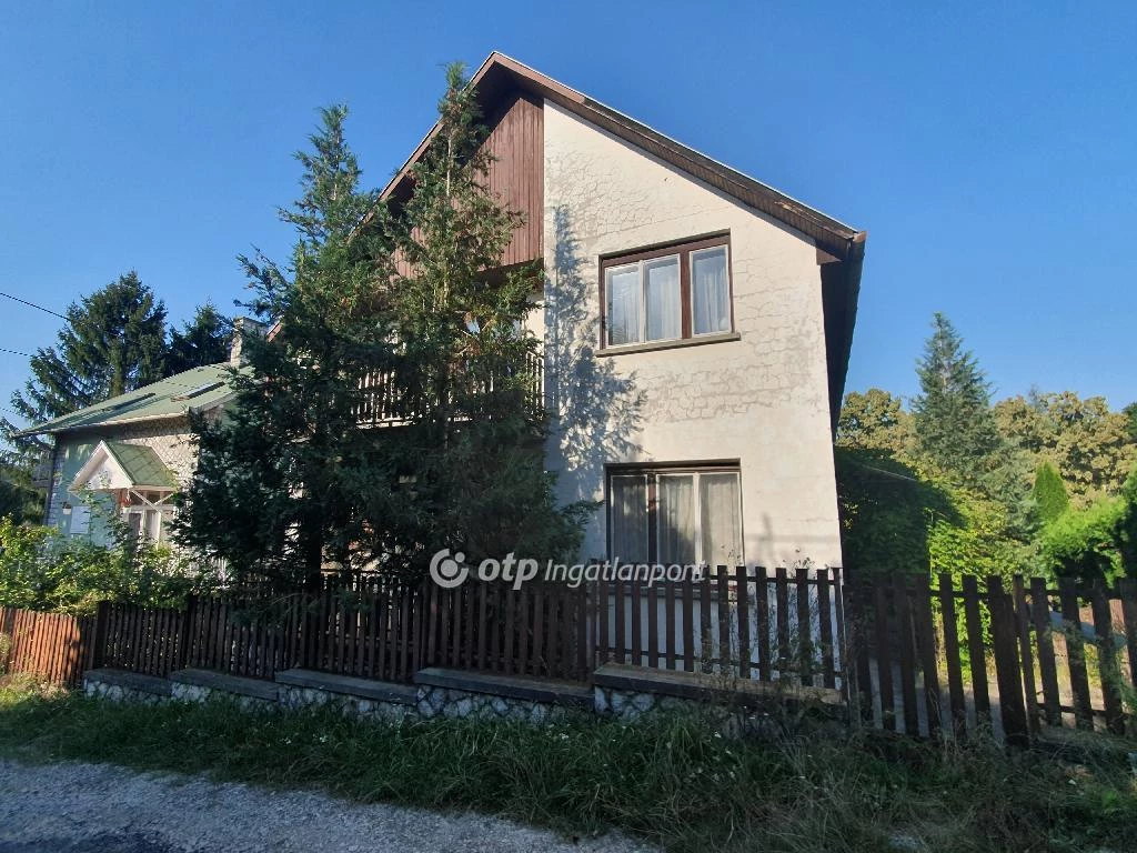 Miskolctapolca, 250 nm-es családi ház eladó!