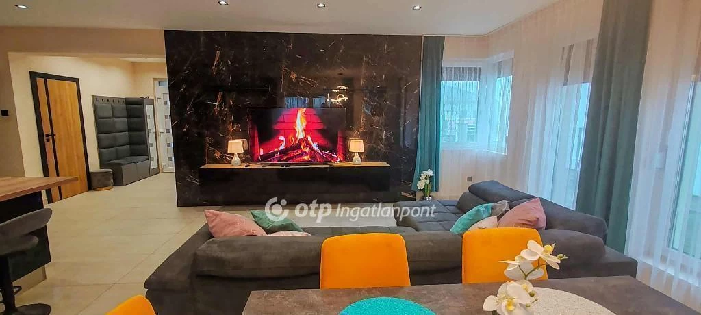 Eladó 4 szobás ház - Miskolc, Szirma