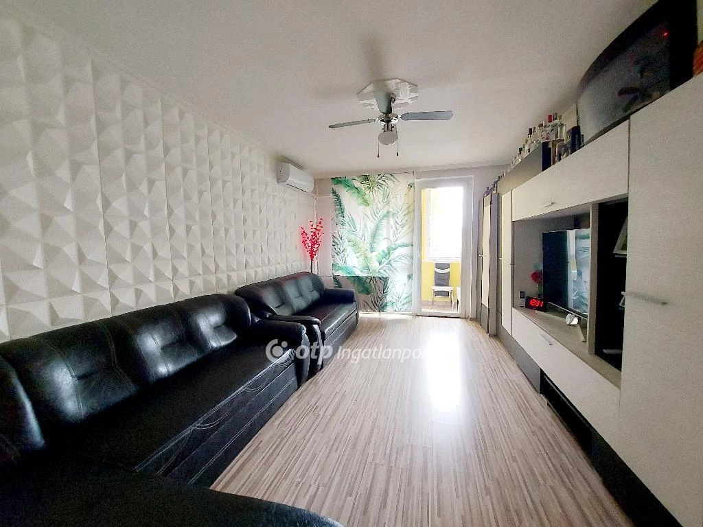 c3-1-name c2-20-name, Miskolc, Vologda