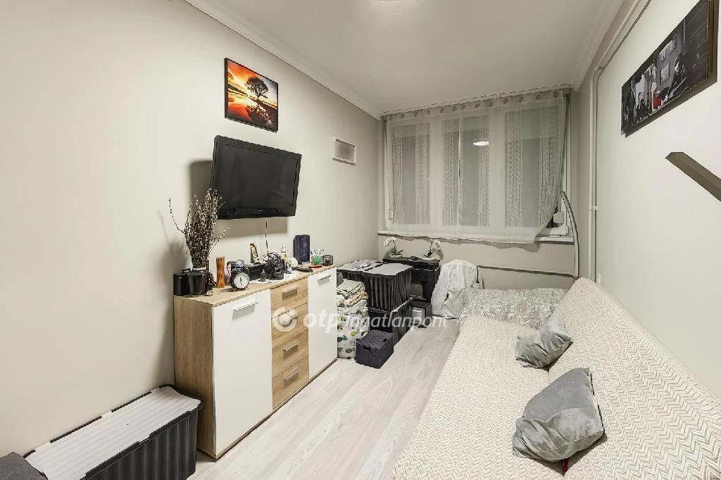 For sale brick flat, Miskolc