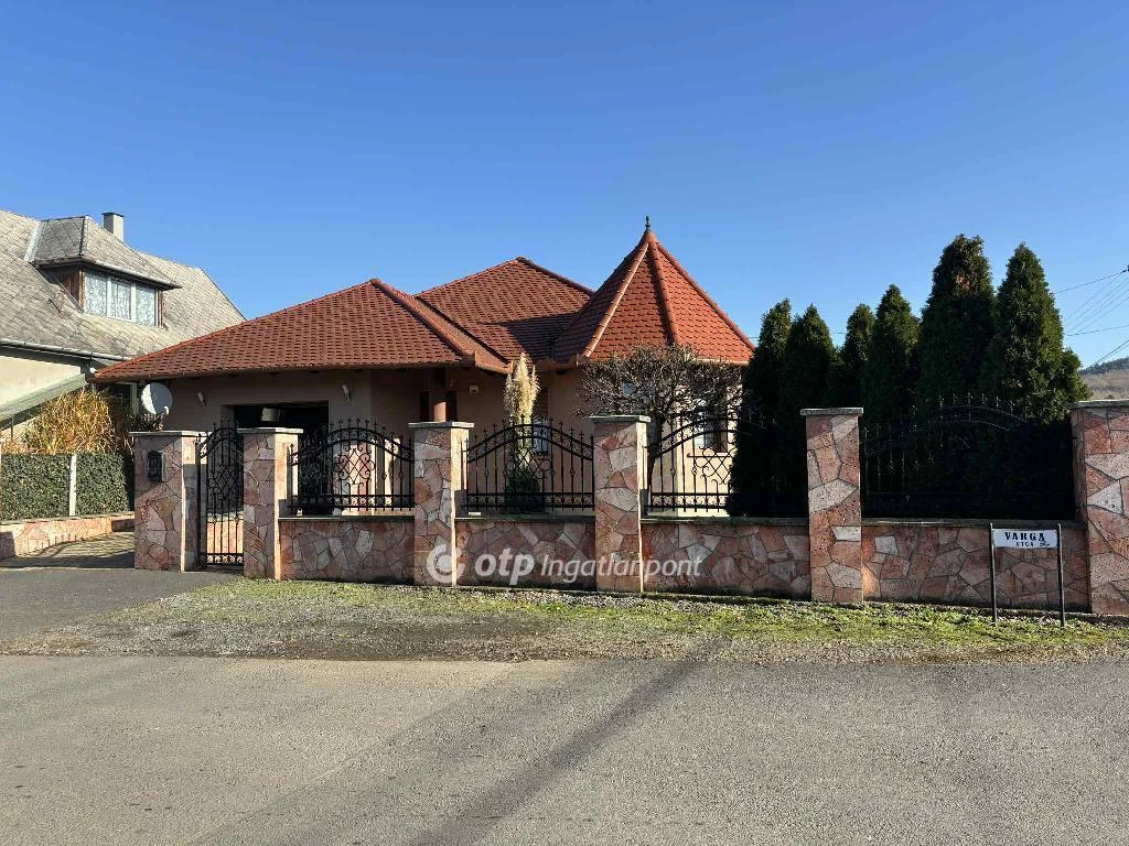 Eladó Ház, Abaújszántó