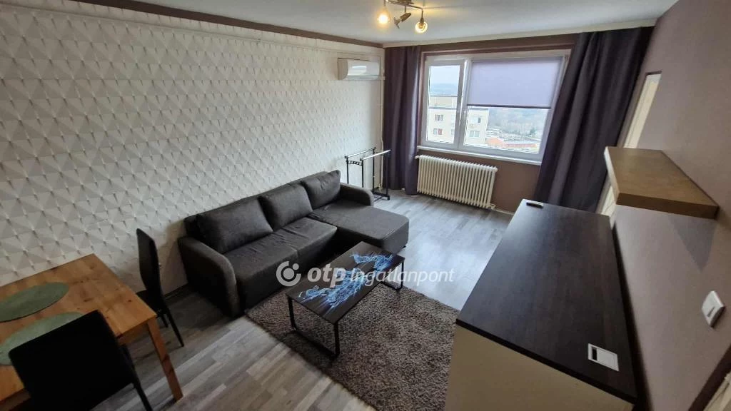 Miskolc, Középszer utca, 35 nm-es, felújított lakás