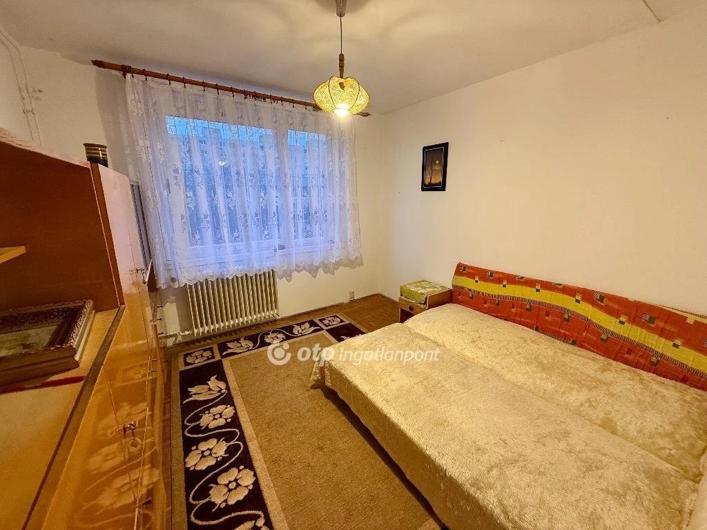 Eladó Lakás, Miskolc