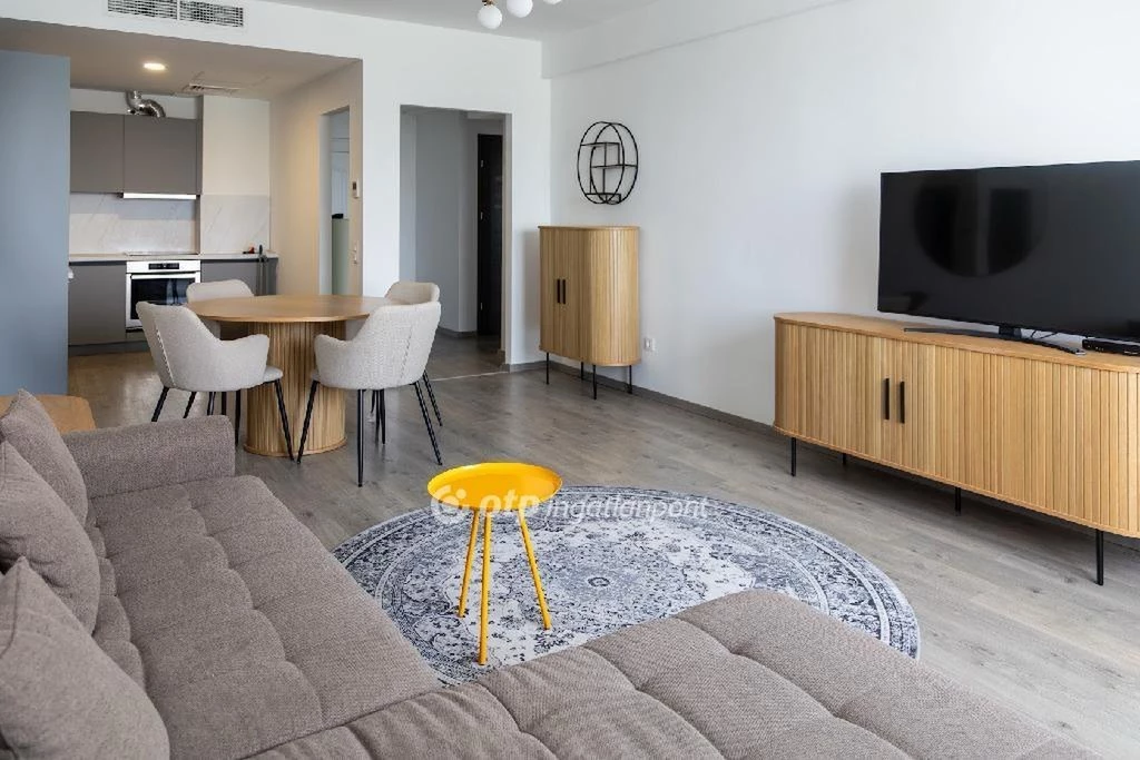 Eladó Lakás, Miskolc