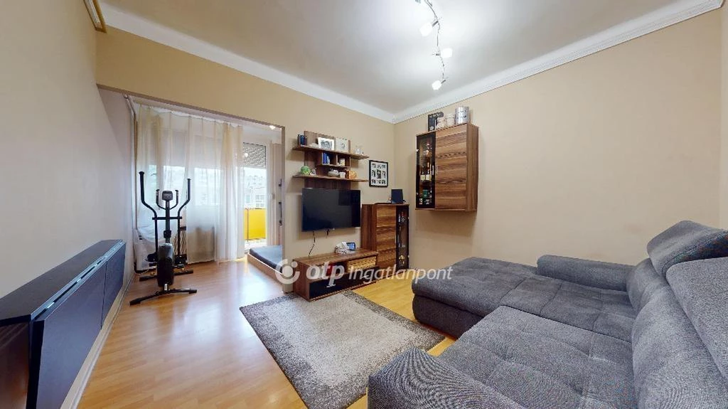 Eladó Lakás, Miskolc