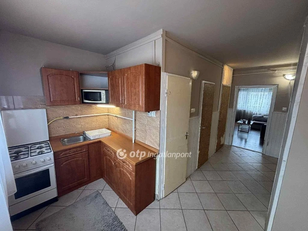 Eladó Lakás, Miskolc