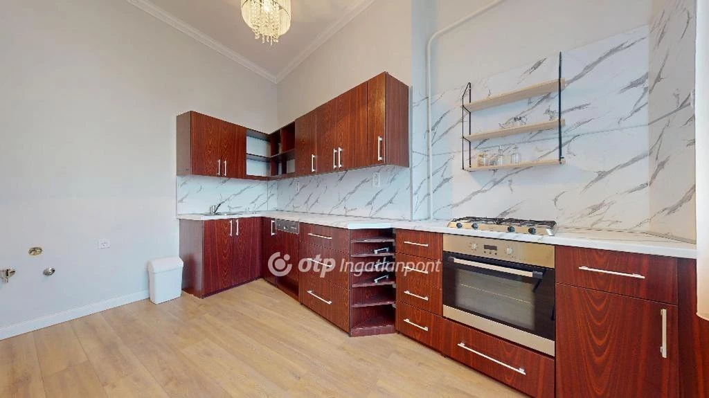 Eladó Lakás, Miskolc