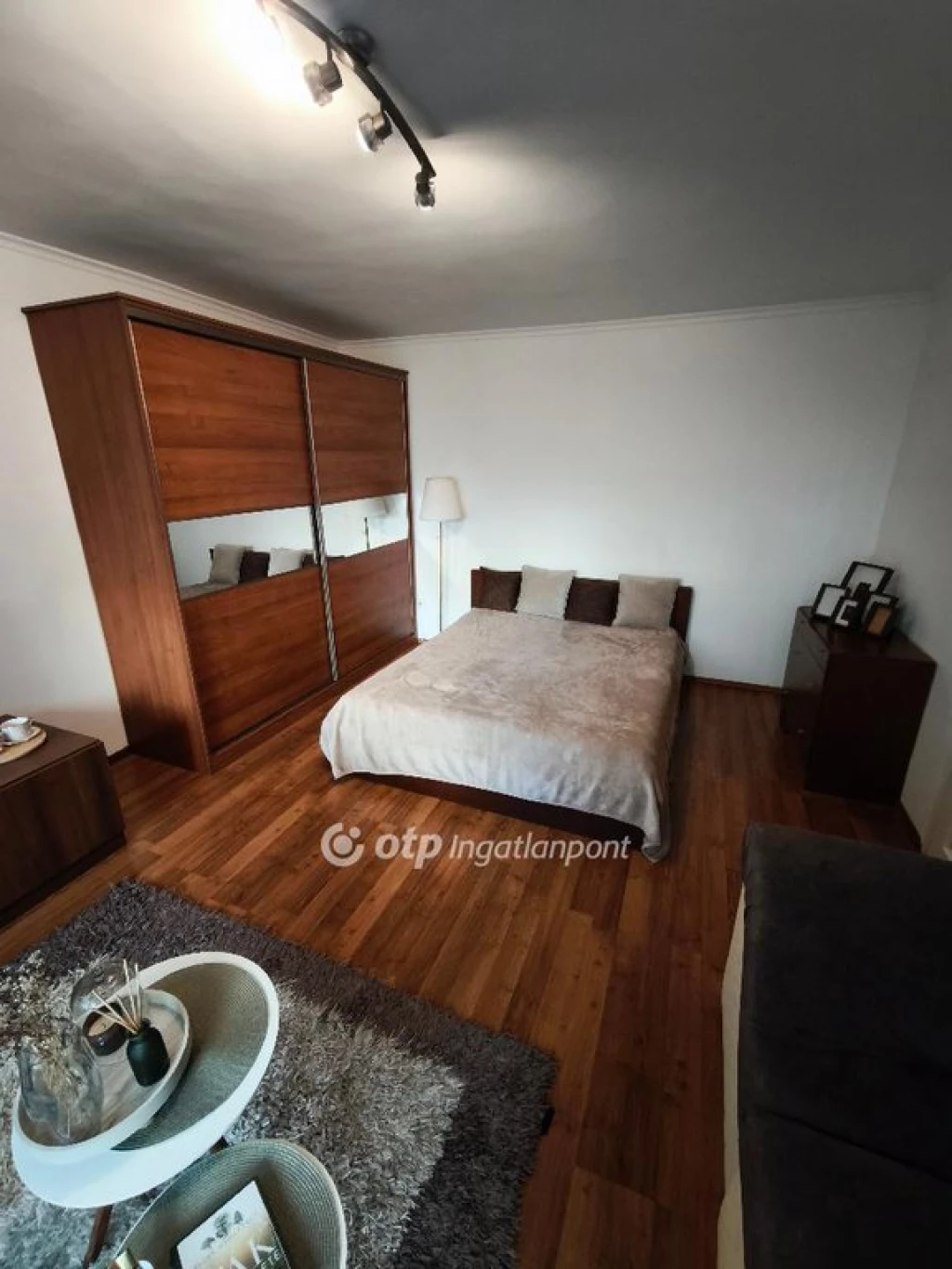 Eladó Lakás, Miskolc