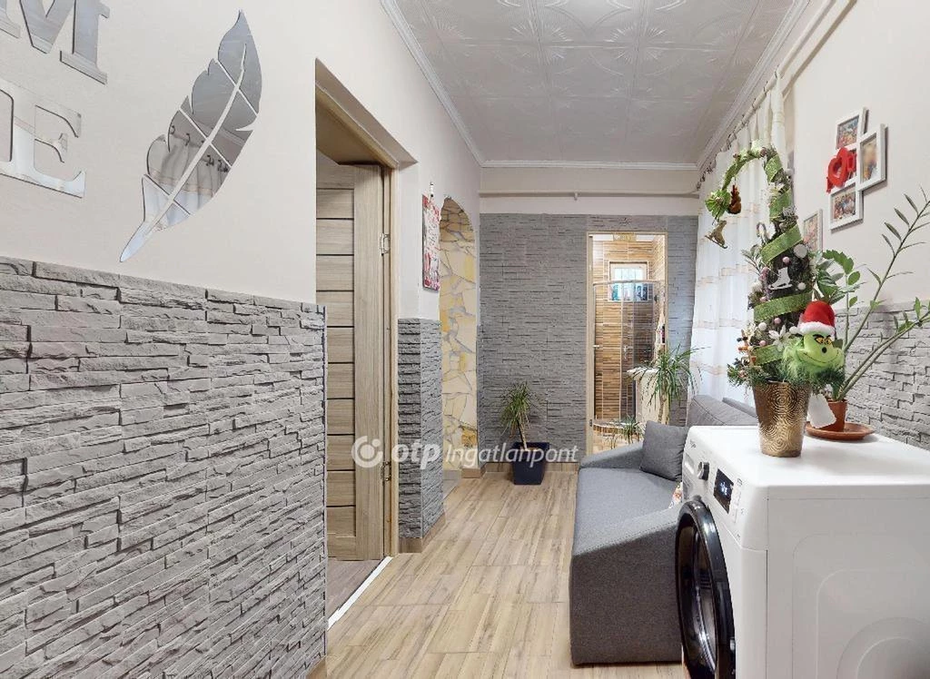 Eladó Ház, Szikszó