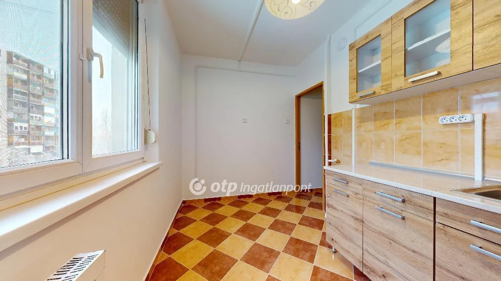 c3-1-name c2-20-name, Miskolc