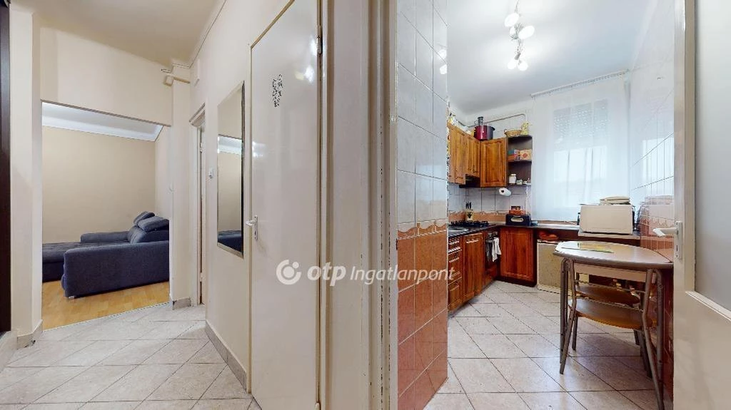 c3-1-name c2-20-name, Miskolc