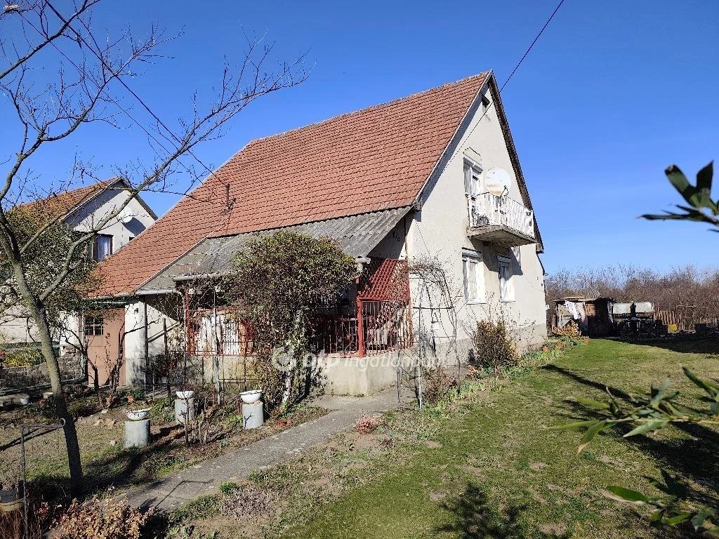 c3-1-name c2-1-name, Ricse, Bem József utca