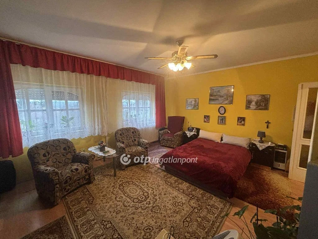 c3-1-name c2-1-name, Forró