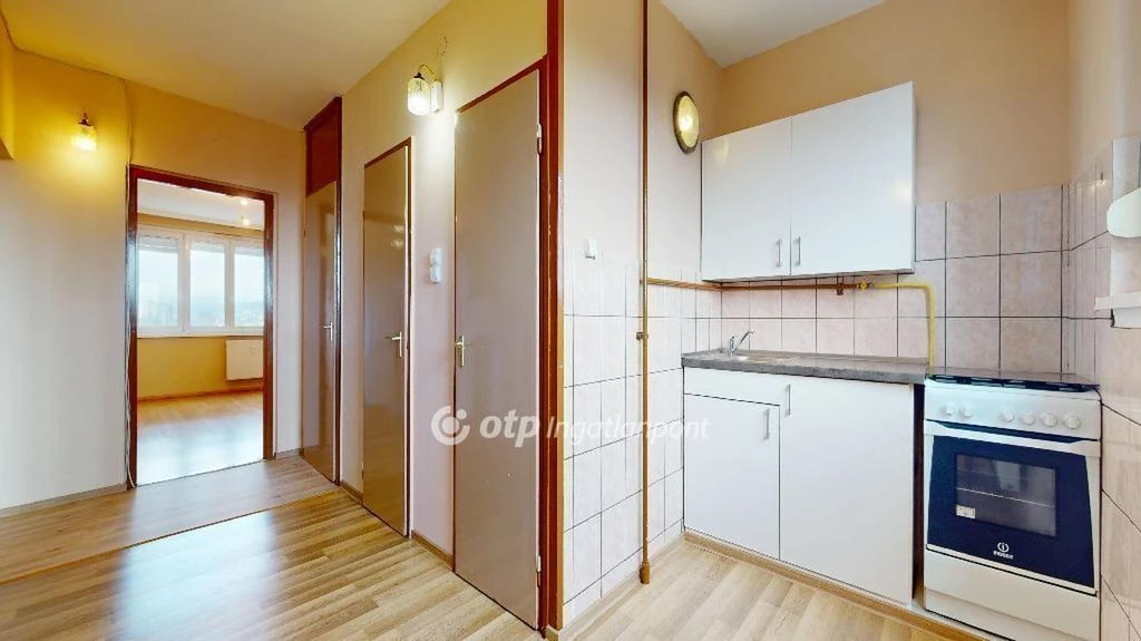 Eladó Lakás, Miskolc