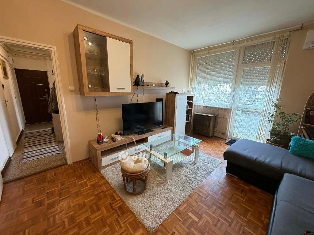 Miskolc, Bulgárföld, 43 nm-es, 1 + 1 szobás lakás!