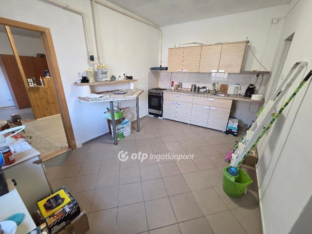 Eladó 1 szobás ház - Miskolc, Diósgyőr