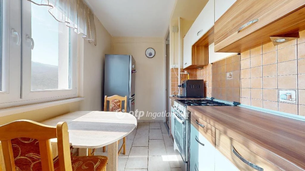 c3-1-name c2-20-name, Miskolc, Diósgyőr