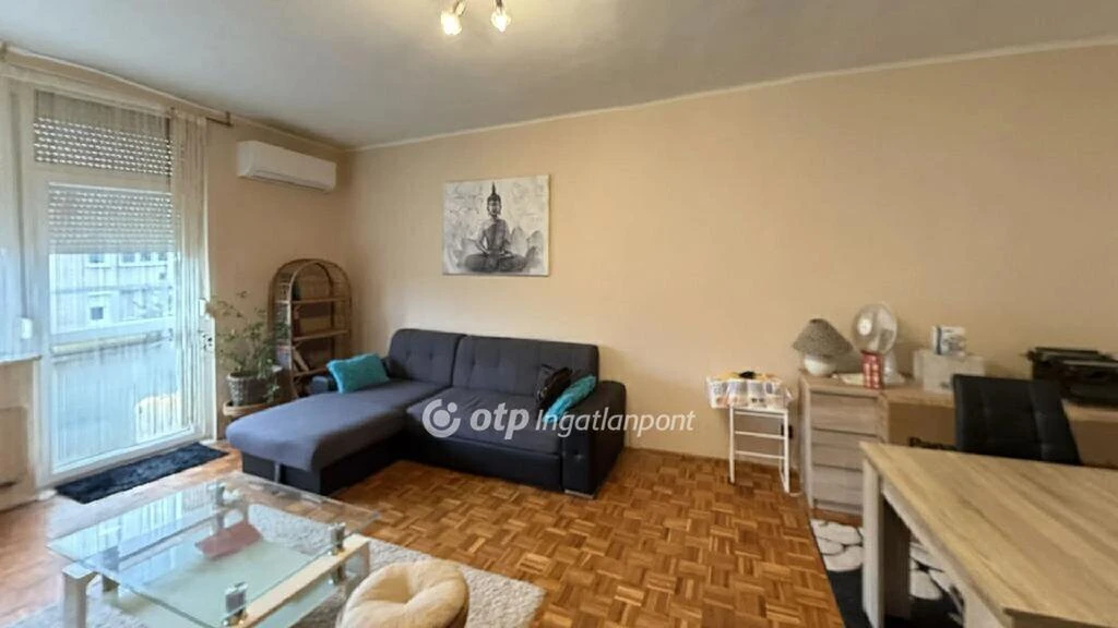 c3-1-name c2-19-name, Miskolc