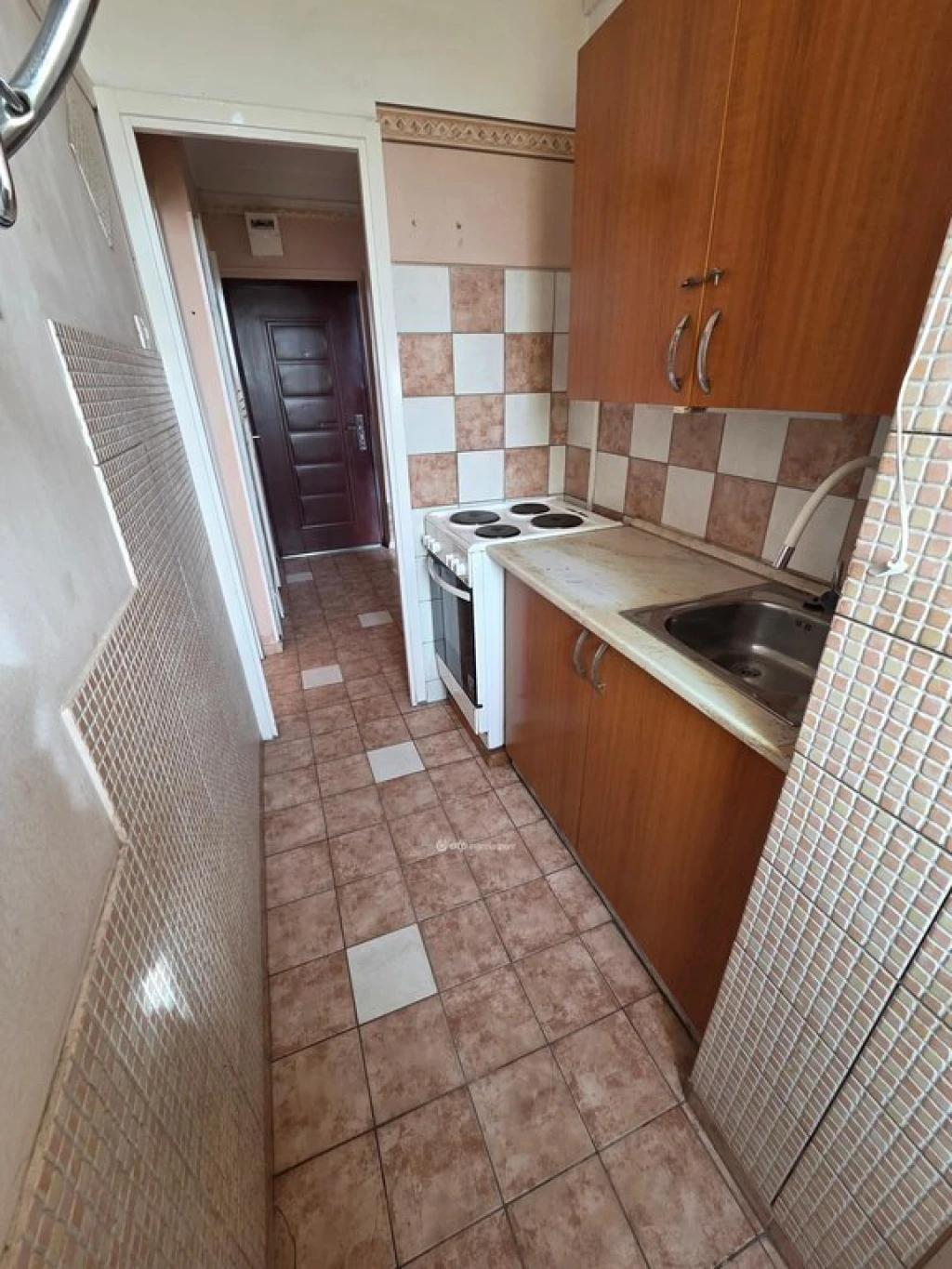 c3-1-name c2-20-name, Miskolc, Győri Kapu, Bíró utca