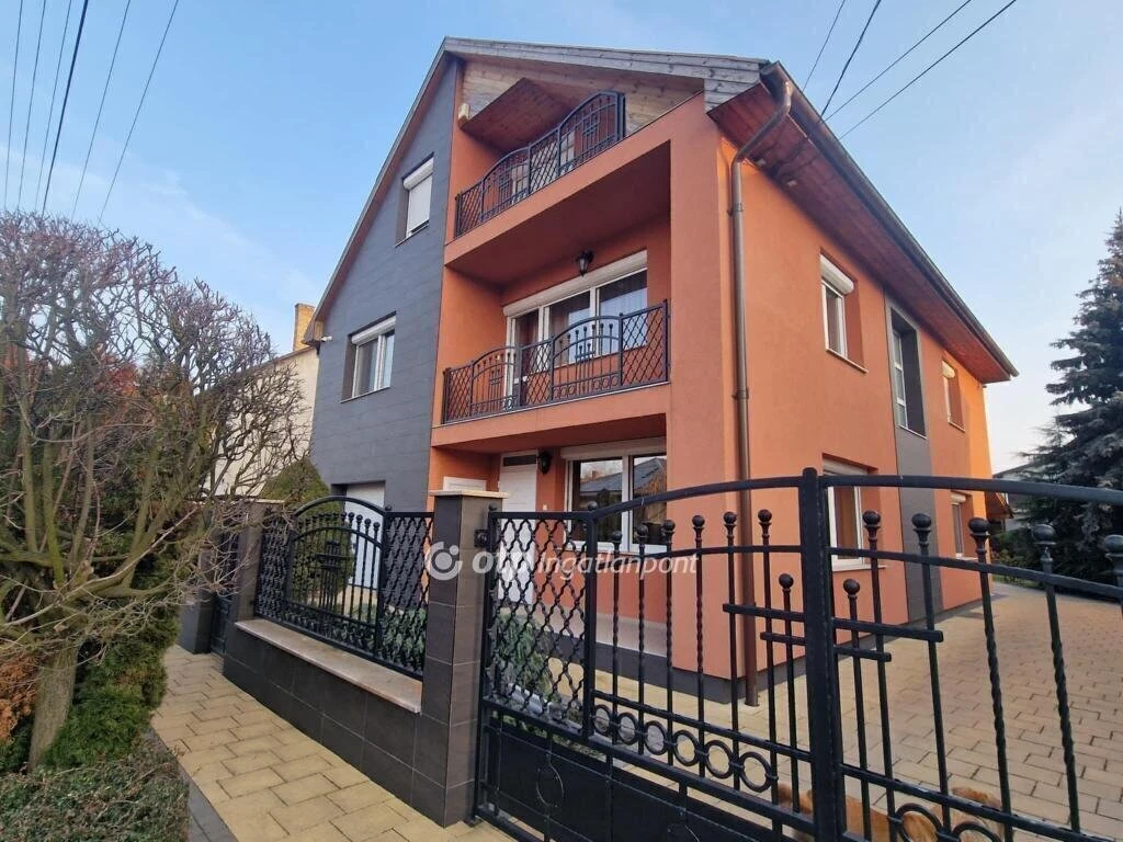 c3-1-name c2-1-name, Felsőzsolca