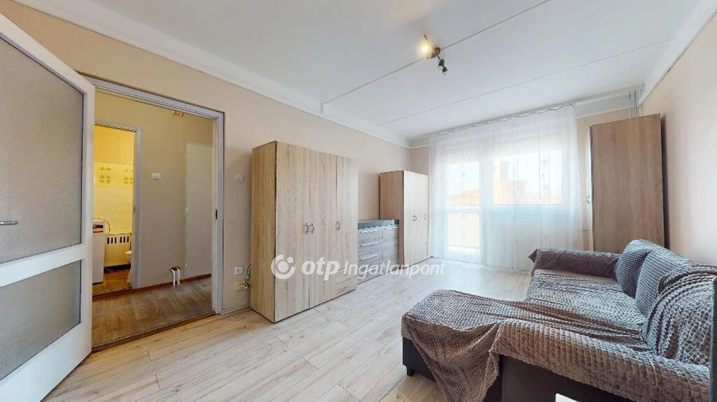 c3-1-name c2-20-name, Miskolc