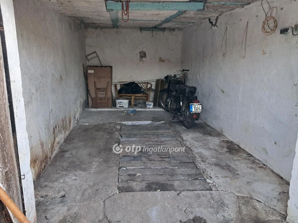 c3-1-name c2-79-name, Miskolc, Dél-Kilián