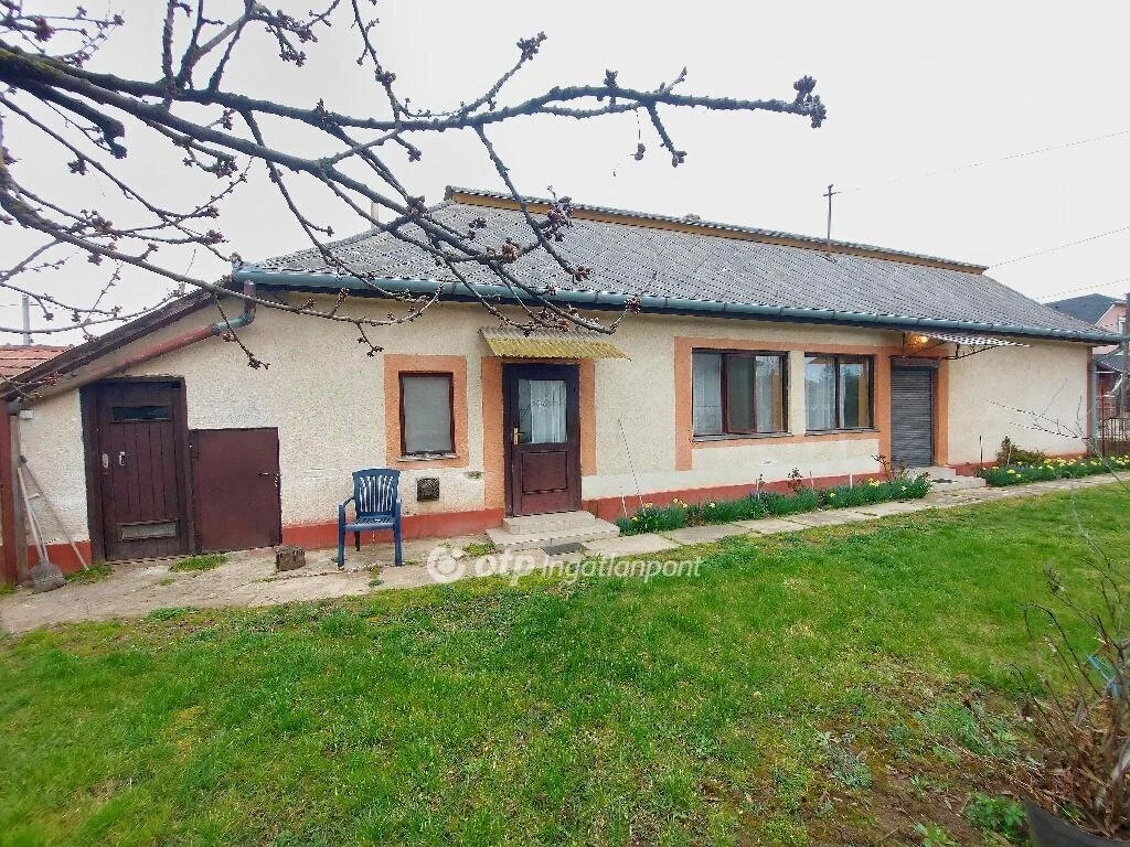 Eladó Ház, Gesztely