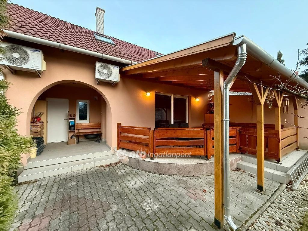 Eladó Ház, Tiszaújváros