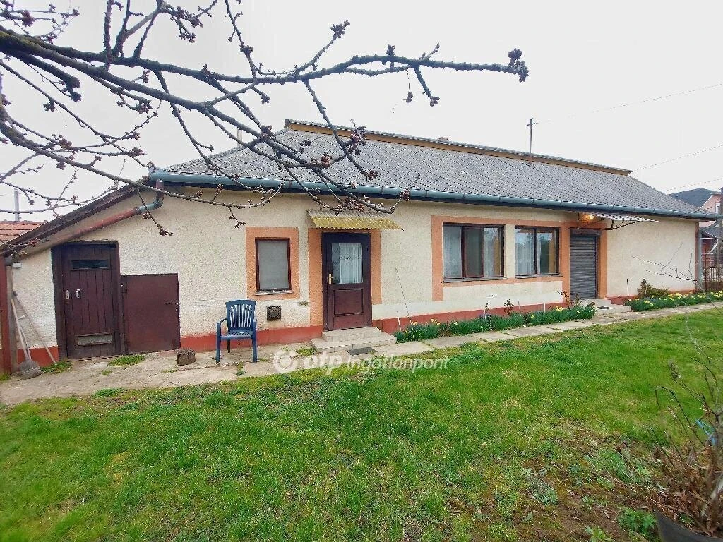 Eladó Ház, Gesztely