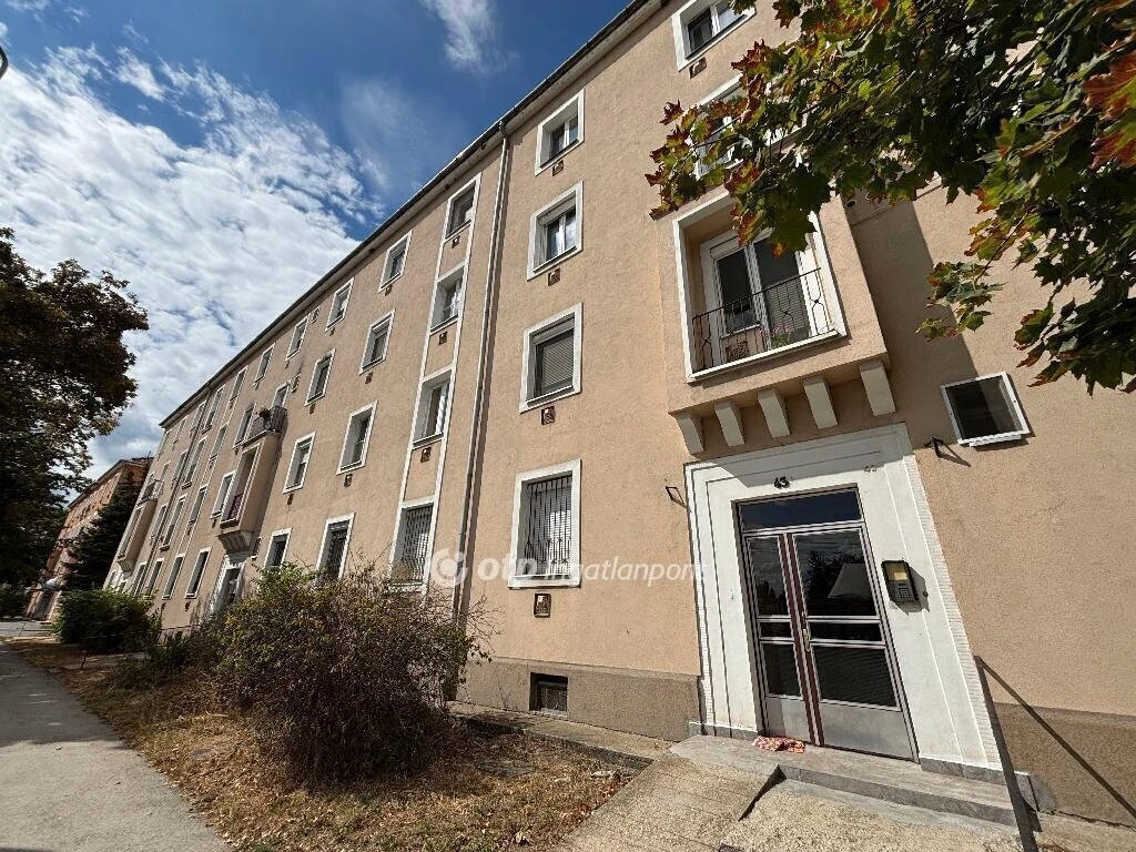 c3-1-name c2-19-name, Miskolc