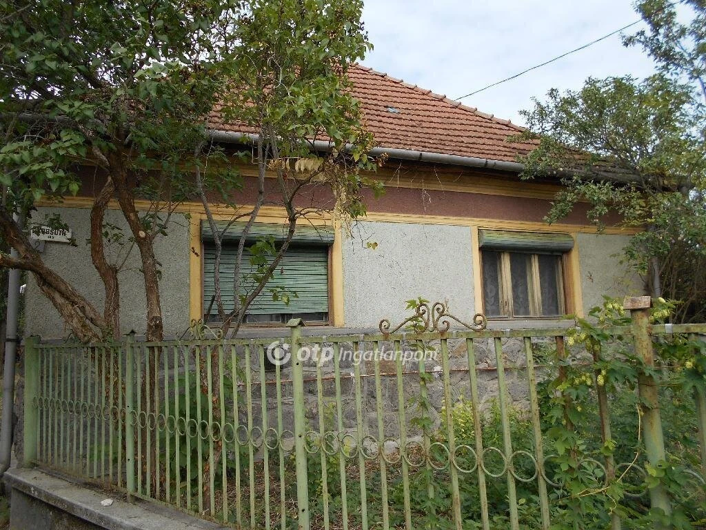 c3-1-name c2-1-name, Bánhorváti