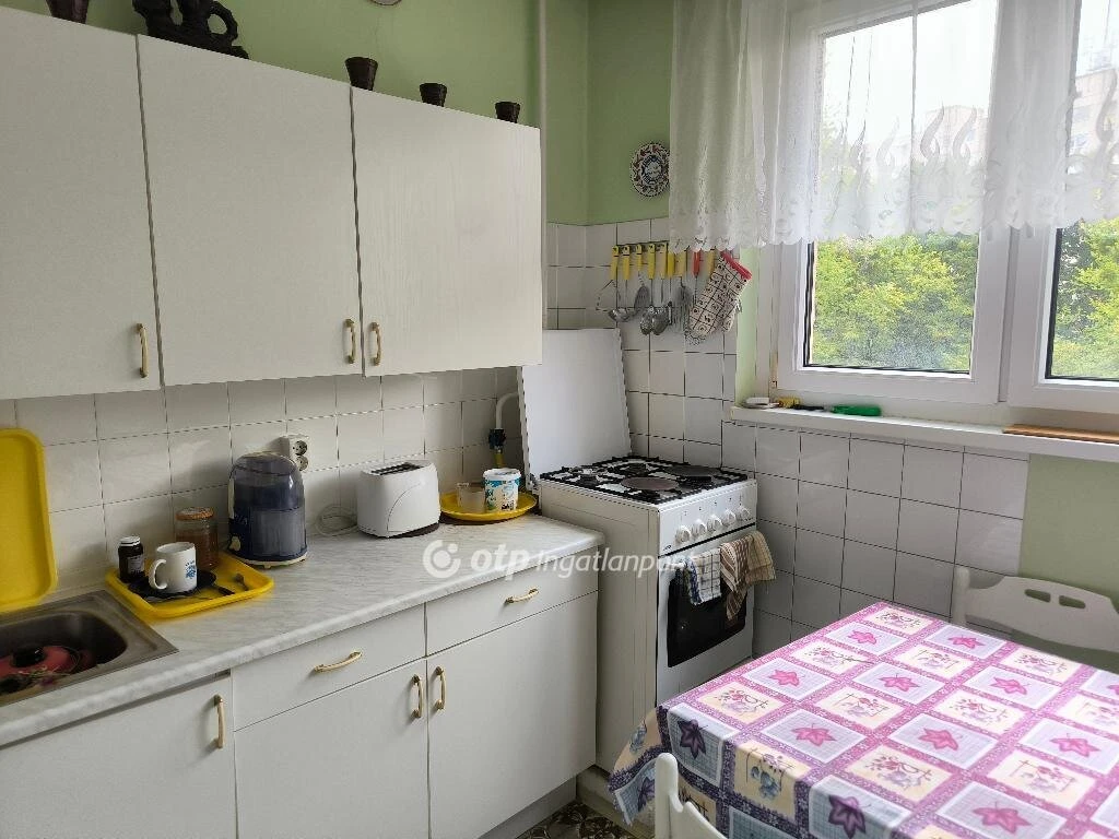 c3-1-name c2-20-name, Miskolc, Diósgyőr