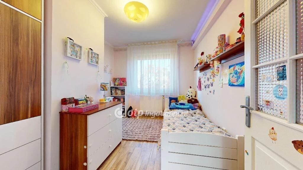 Miskolc, belváros, 88 nm-es, 4 szobás lakás!
