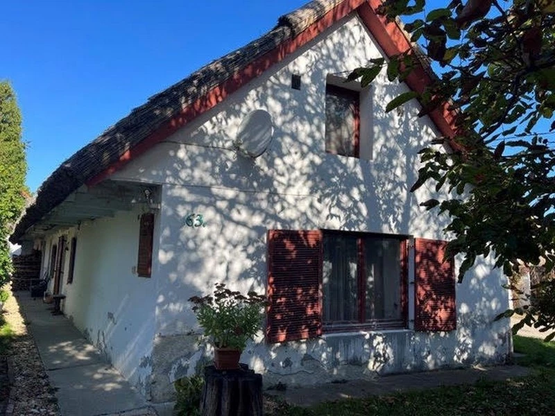 For sale part of a house property, Gárdony