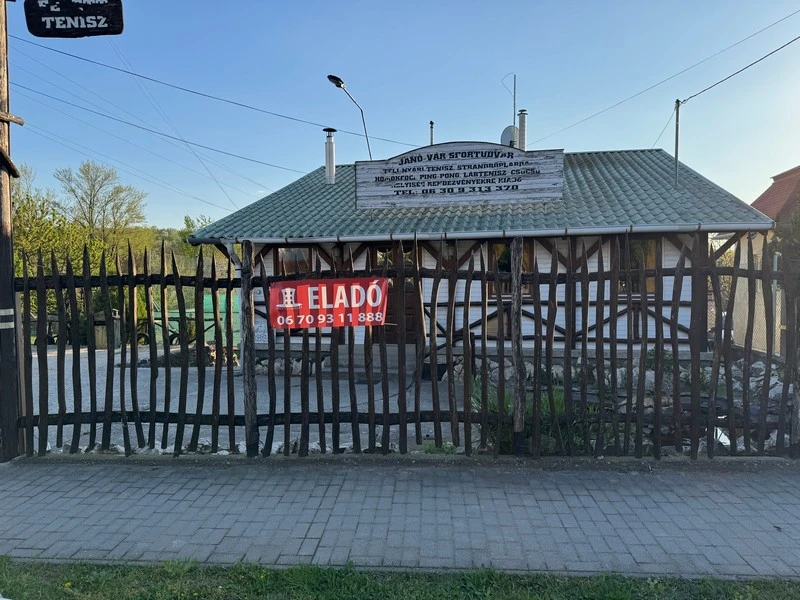 Eladó vendéglő, étterem, Sóskút