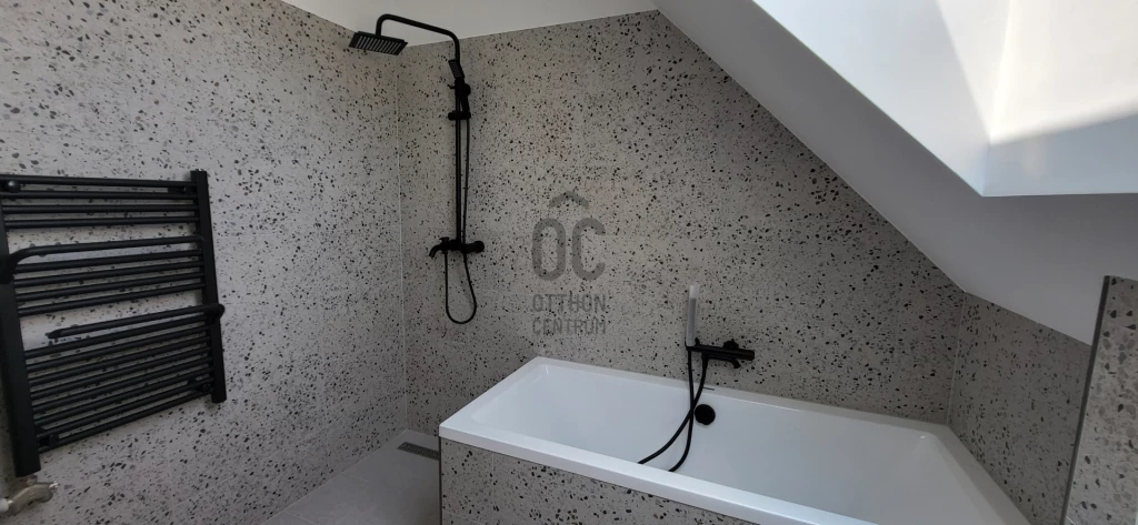 For sale semi-detached house, Vác, Alsóváros