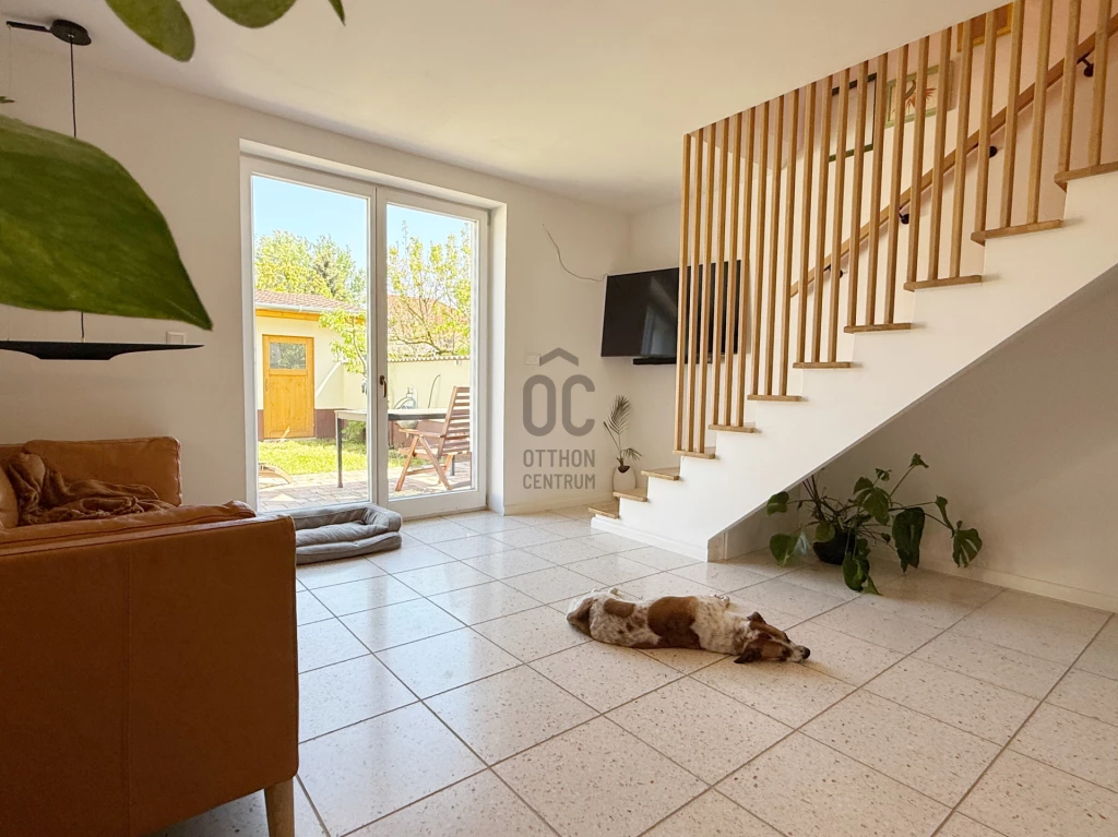 For sale terraced house, Vác, Burgundia