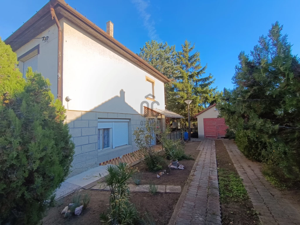 c3-1-name c2-1-name, Őrbottyán, Őrbottyán