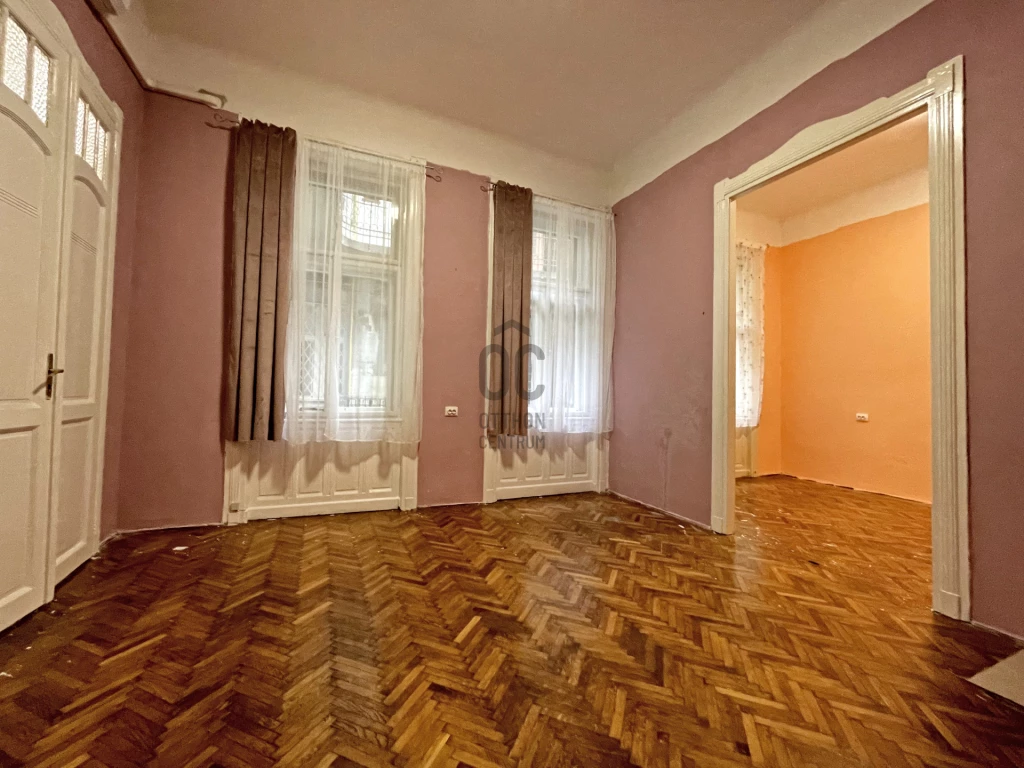 For sale brick flat, Budapest VI. kerület, Nagykörúton belüli terület, Lovag utca