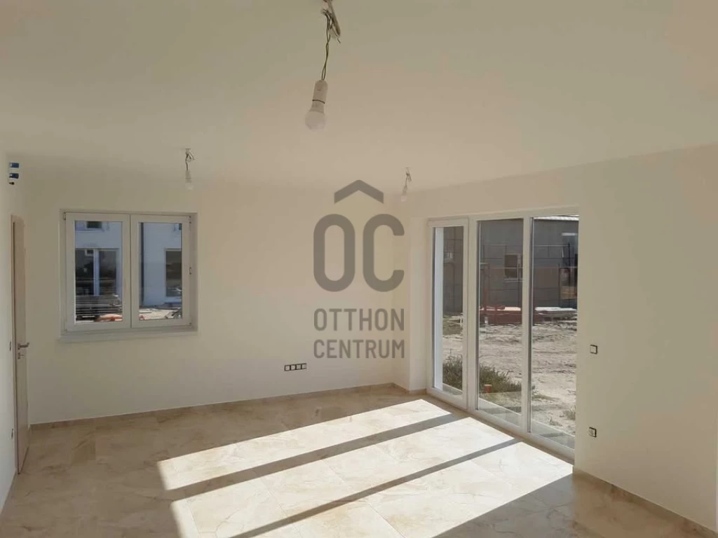 For sale terraced house, Vác, Alsóváros